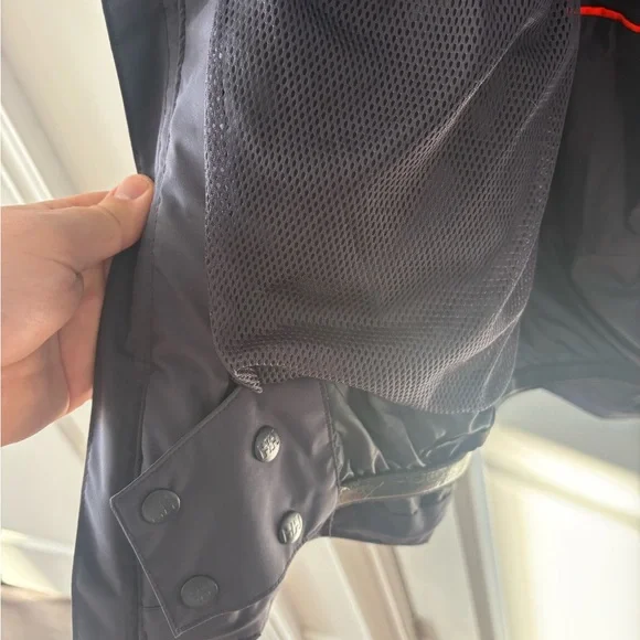 Helly Hansen Men's Dark Blue Jacket with Orange Details - Picture 5 of 9